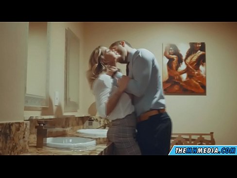 ❤️ Quando una bionda formosa ti seduce in un bagno pubblico ❤❌  Sessoal it.liporno.ru ❌❤